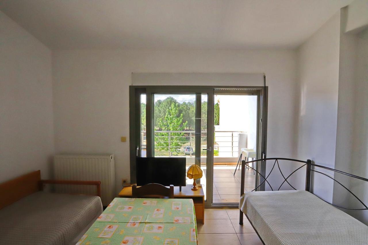 Katerina Apartments Keramoti  Eksteriør billede